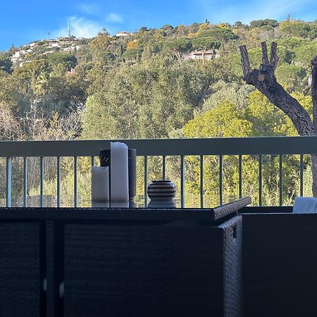 Appartement Residence Santa Barbara Avec Piscine Et A 750M De La Plage 滨海卡瓦莱尔 外观 照片